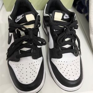 Nike Pandas Kids Black and White Sneakers